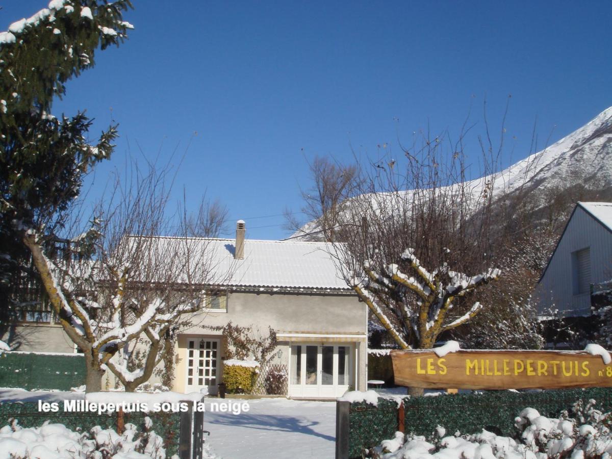 Les Millepertuis Villa Luz-Saint-Sauveur Eksteriør billede
